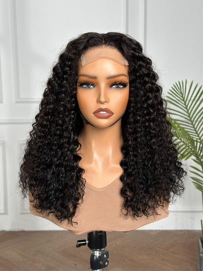 16" Posh Curl Wig – Classic Black