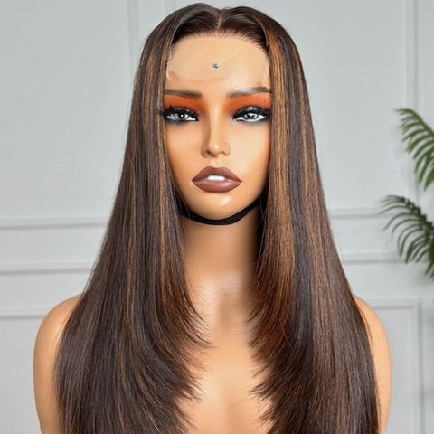 Selena Highlight Straight™ – 18″ Double-Drawn Layered Wig