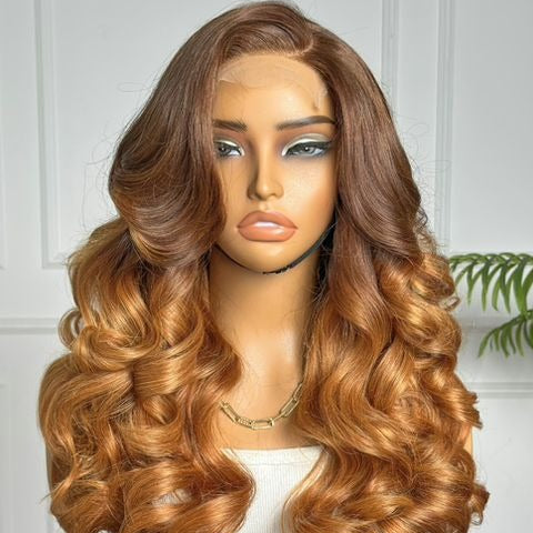 18" Blond Mix Wavy with 4 x 4 Closure Side Parting