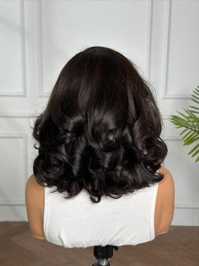 14" Bugatti Wavy Bob Wig – Midnight Brown