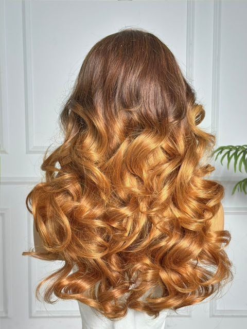 18" Blond Mix Wavy with 4 x 4 Closure Side Parting